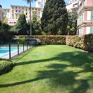 Couette-café Intercontinental Superbe Avec Piscine, Menton